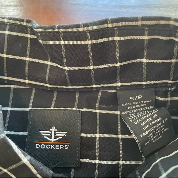 Dockers- 2 for 1: Men's Plaid Cotton Button-Down Shirts NWT Size: Small - Picture 6 of 6